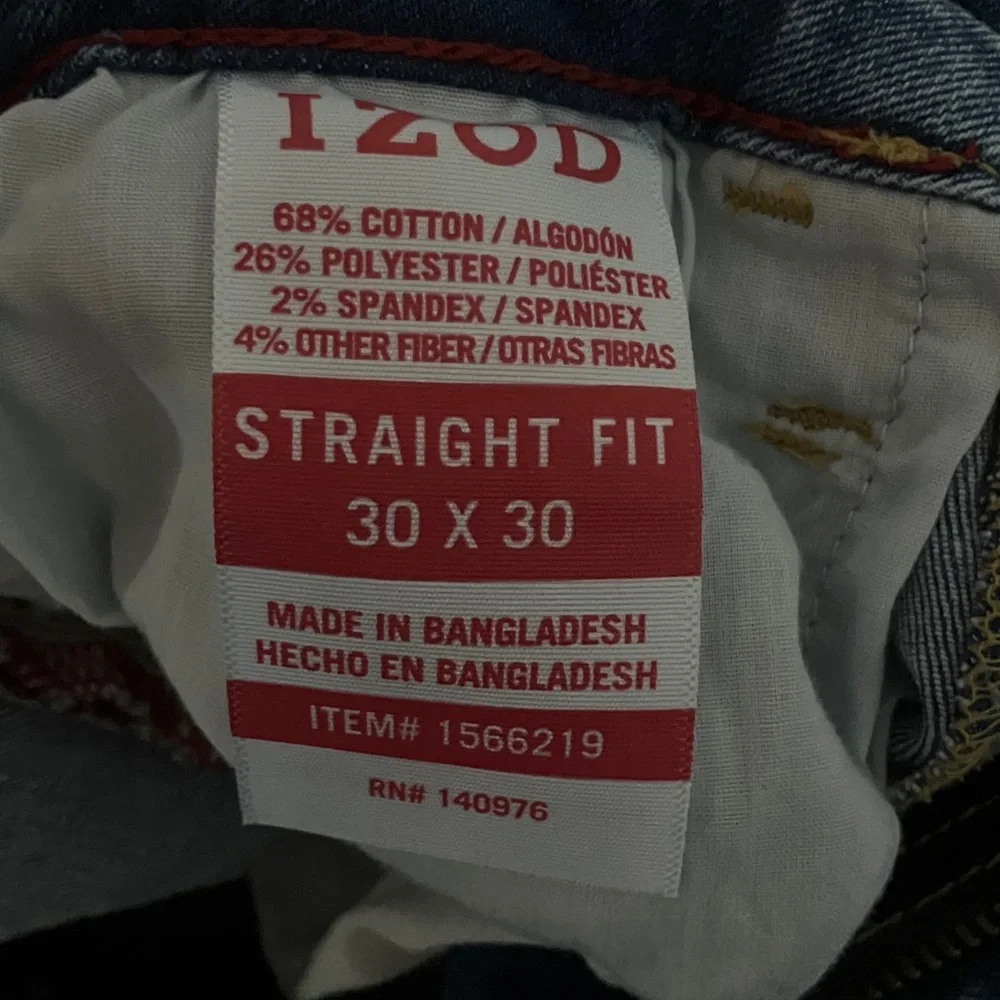 Izod Men's Straight Fit Stonewashed‎ Denim Jeans Soft Stretch 30x30